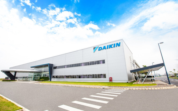 Nh&agrave; m&aacute;y Daikin Hưng Y&ecirc;n